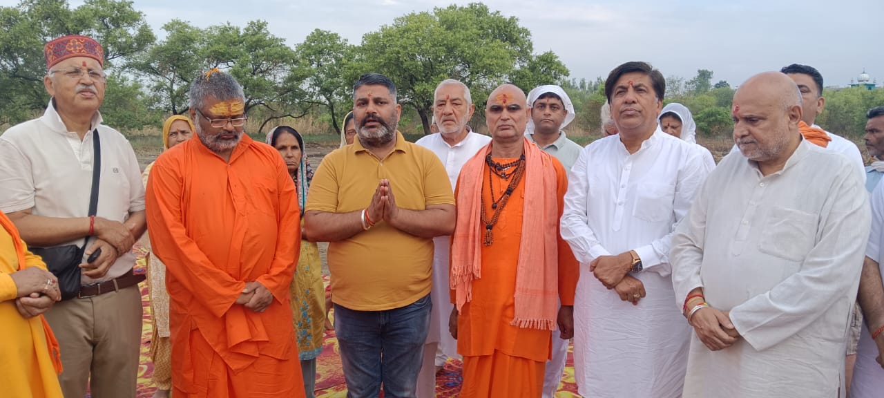 Bhoomi pujan for 1101 kundas Athirudra Mahayagma near Shri Siddheshwar Shiv Mandir completed